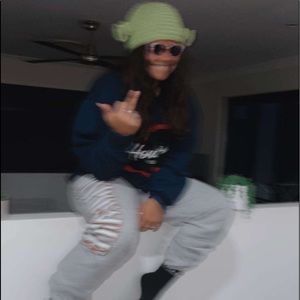 Meet your Posher, Brooke